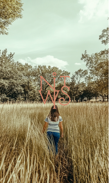 "The Alchemist's Daughter: Eine Fabel in Gold und Schatten" – Digitaler Kunstdruck