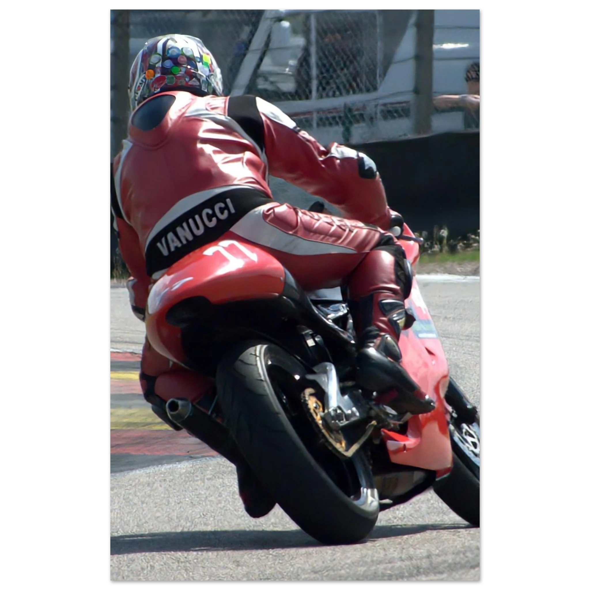 199421a7-fe52-41e3-8a60-0e7f1fe9ab51