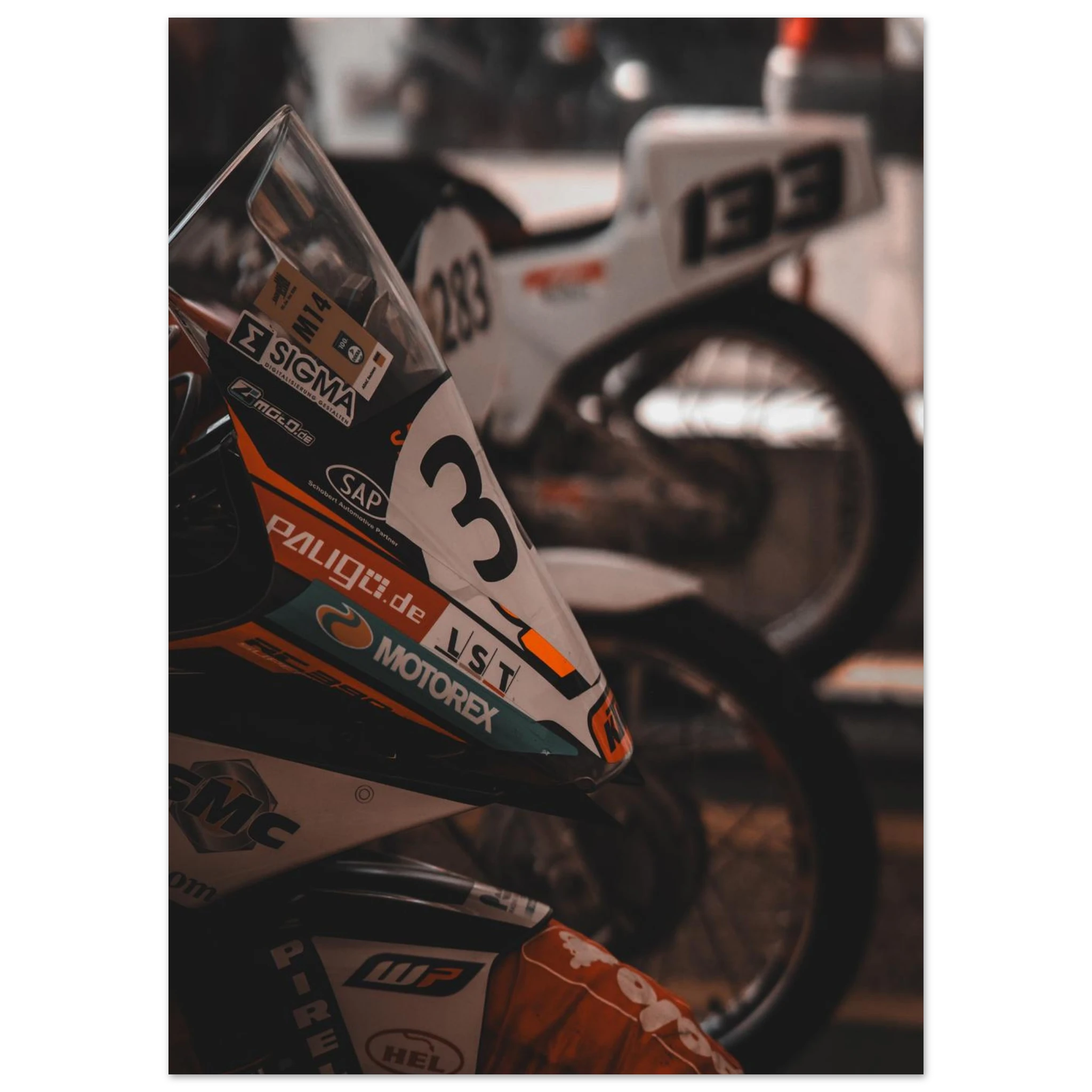 c2253e80-64d5-4b41-8acb-b3d560471e52